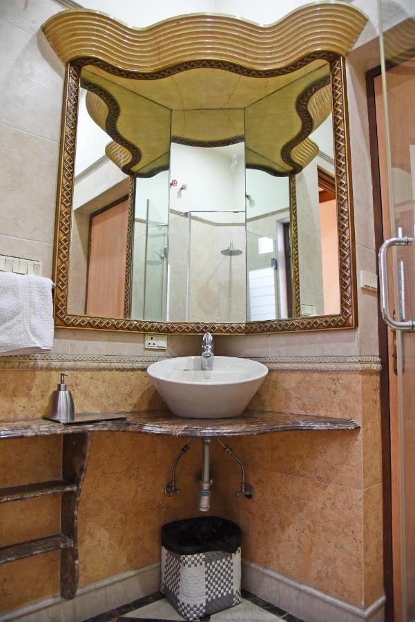 The Moira - Bed & Breakfast Kolkata